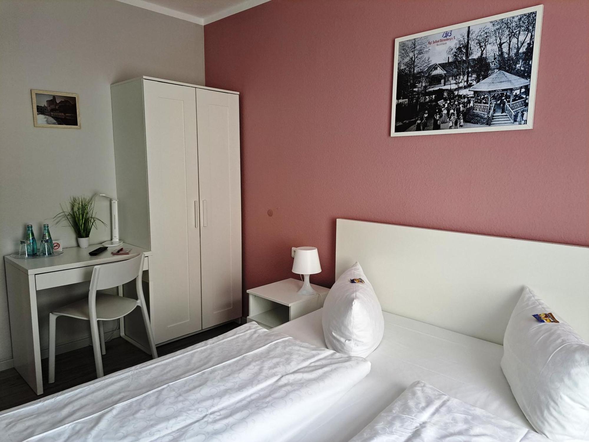 Hotel Altes Badehaus Bad Durrenberg Exterior photo